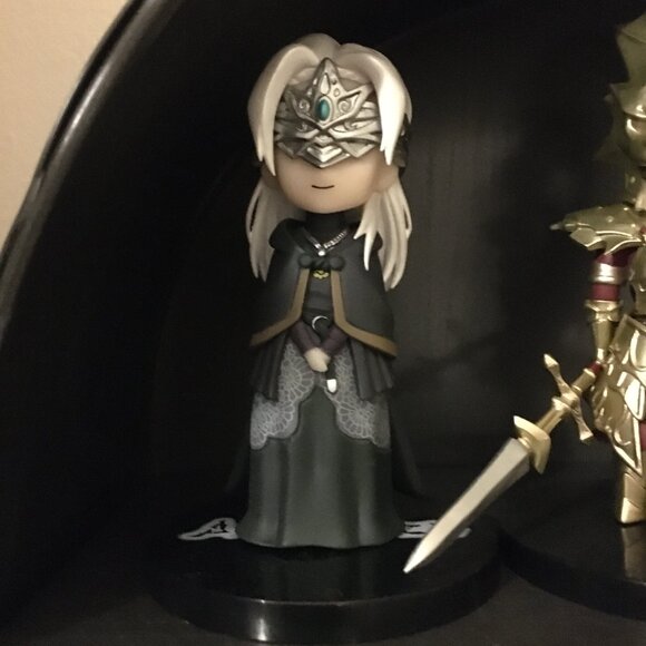 Official Actoys Dark Souls Figurine Fire Keeper - Picture 6 of 16